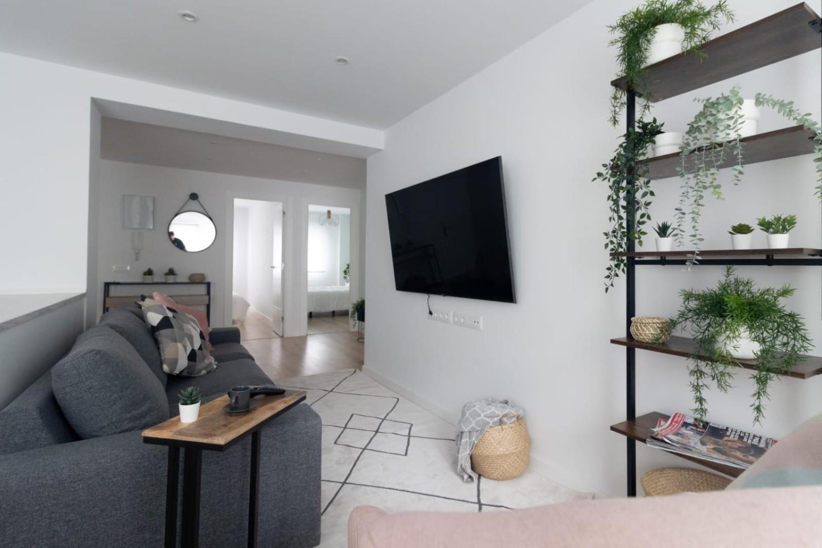 Lujoso Apartamento Entre 2 Playas Con Garaje, Wifi Хихон Екстериор снимка