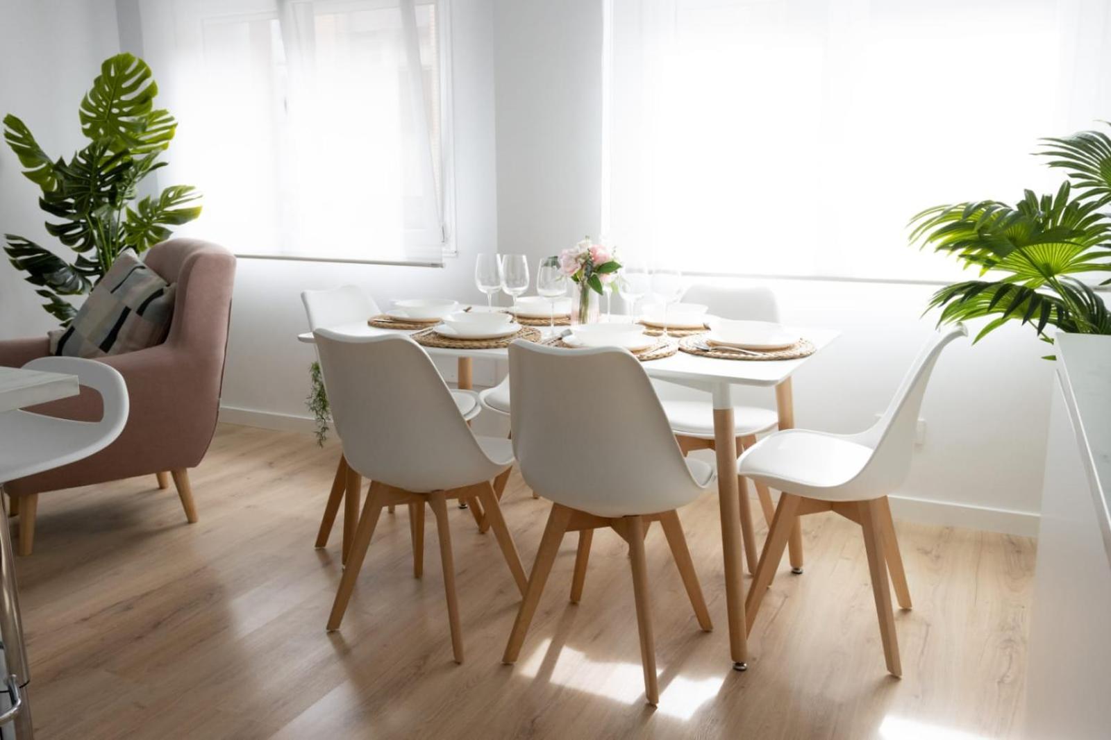 Lujoso Apartamento Entre 2 Playas Con Garaje, Wifi Хихон Екстериор снимка